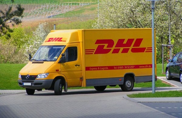 رقم خدمة عملاء dhl الموحد وكيفية تتبع الشحنة ونصائح للشحن