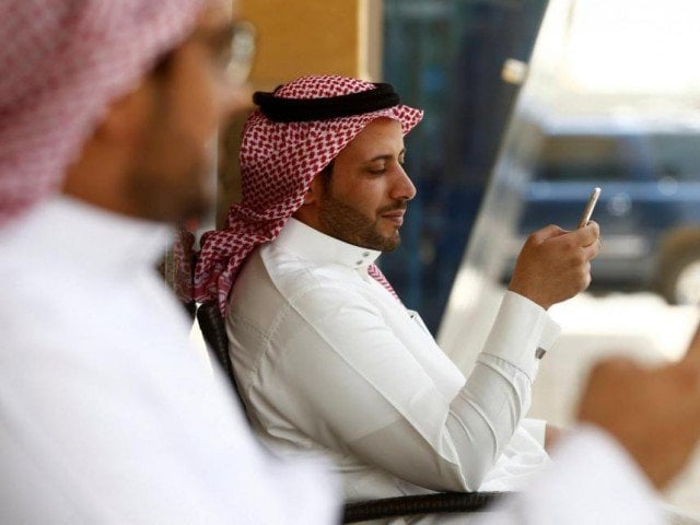 كيف أعرف صاحب الرقم السعودي باستخدام دليل الهاتف السعودي ؟