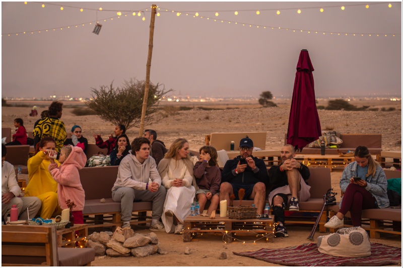 ميتس آند ماونتنز