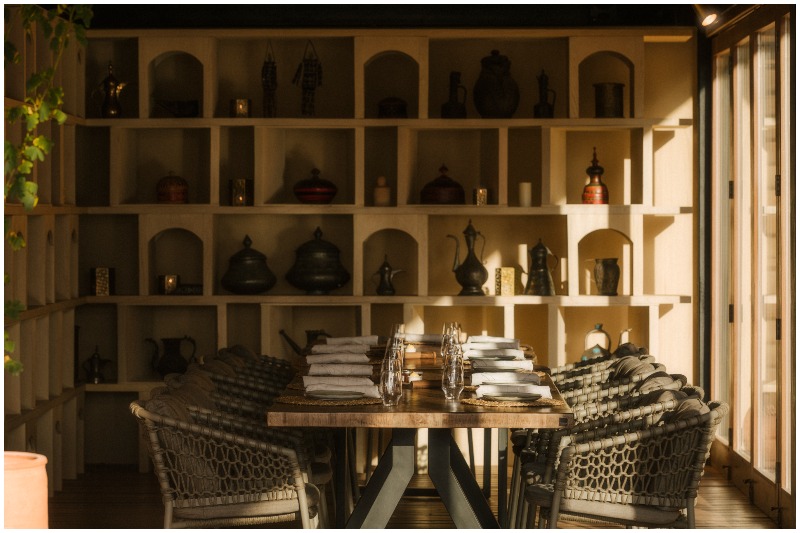 Tama Restaurant interior