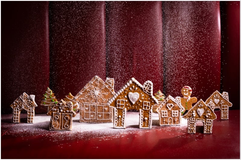 Les Deux Magots Gingerbread_Via Riyadh festivities