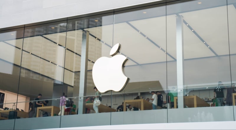 Apple Store in Saudi Arabia
