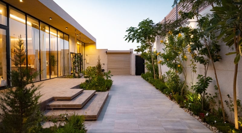 Saudi Arabia group housing laws