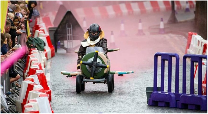 Soapbox racing